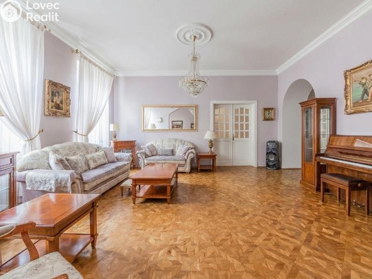 Prodej bytu 4+1 Praha, Uruguayská 438/6 č. 4