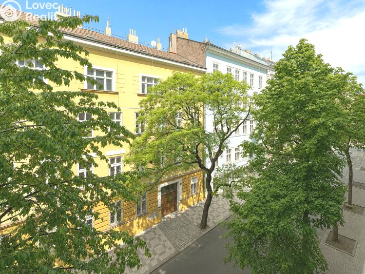 Prodej bytu 4+1 Praha, Uruguayská 438/6 č. 8