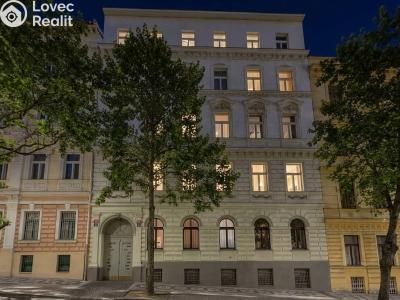 Sale apartment 4+1 Praha, Uruguayská č. 21