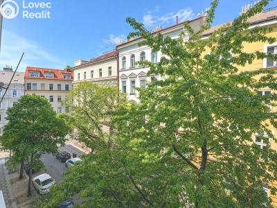 Prodej bytu 4+1 Praha, Uruguayská č. 7