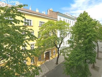 Prodej bytu 4+1 Praha, Uruguayská č. 8