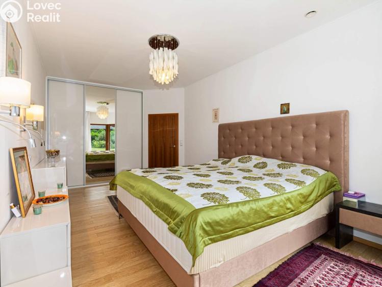 Prodej vícegeneračního domu Trnová č. 16