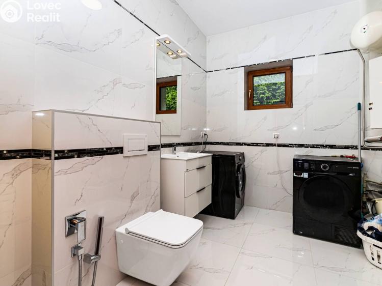 Prodej vícegeneračního domu Trnová č. 20