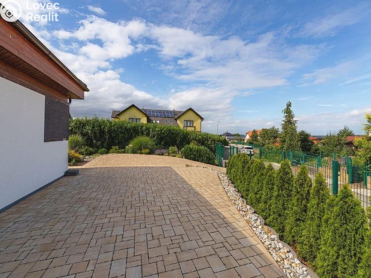 Prodej vícegeneračního domu Trnová č. 26