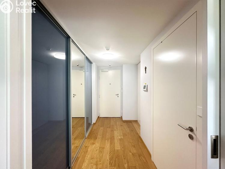 Продажа квартиры 1+KK Praha, Kobrova 3331/1 č. 7