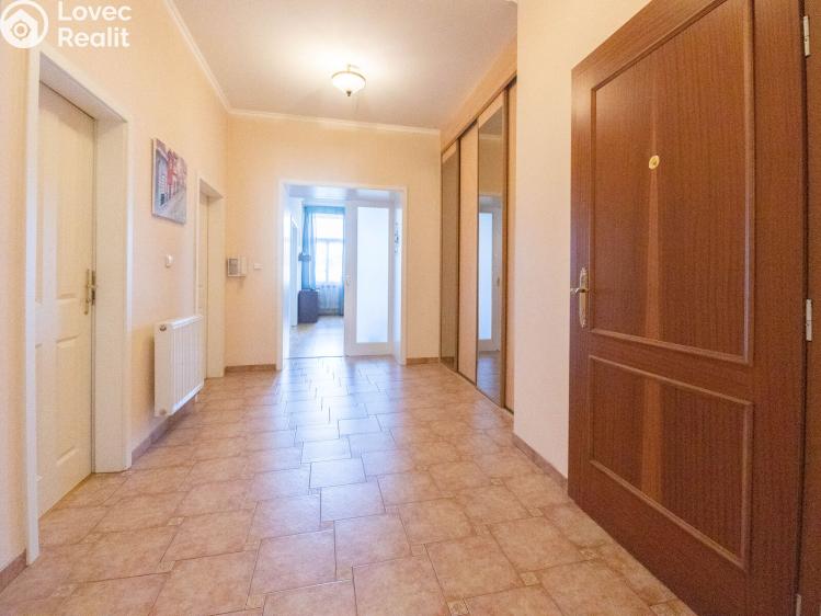 Prodej bytu 3+1 Praha, Masarykovo nábřeží 236/30 č. 15