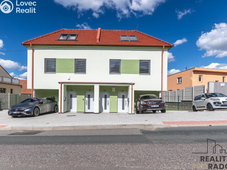 Продаж квартири 4+KK Ostopovice, B. Němcové 237/5 č. 13