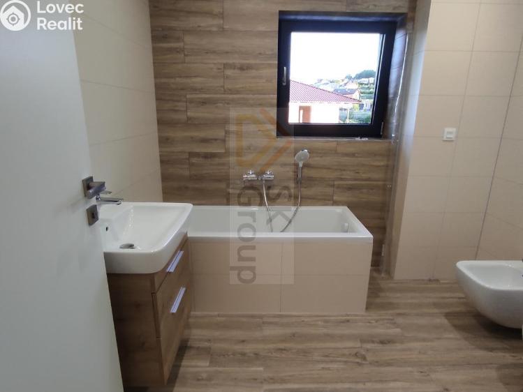 Pronájem rodinného domu Karlovy Vary, Slovanská 30 č. 9