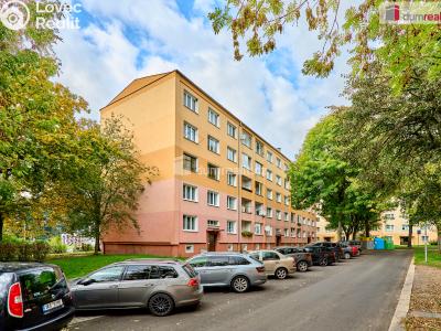 Prodej bytu 3+1 Ostrov, Kollárova č. 1