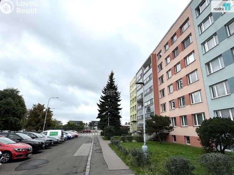 Pronájem bytu 3+KK Praha 15, Tenisová č. 35