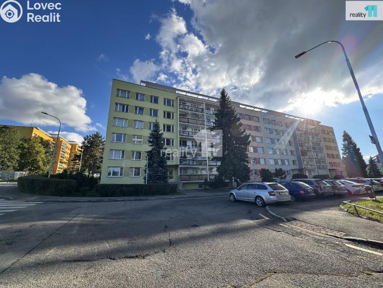 Pronájem bytu 3+KK Praha 15, Tenisová č. 41