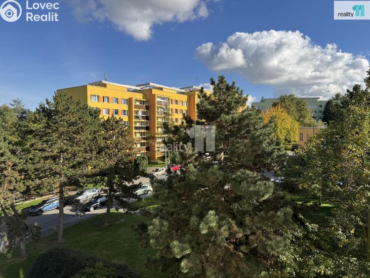 Pronájem bytu 3+KK Praha 15, Tenisová č. 36