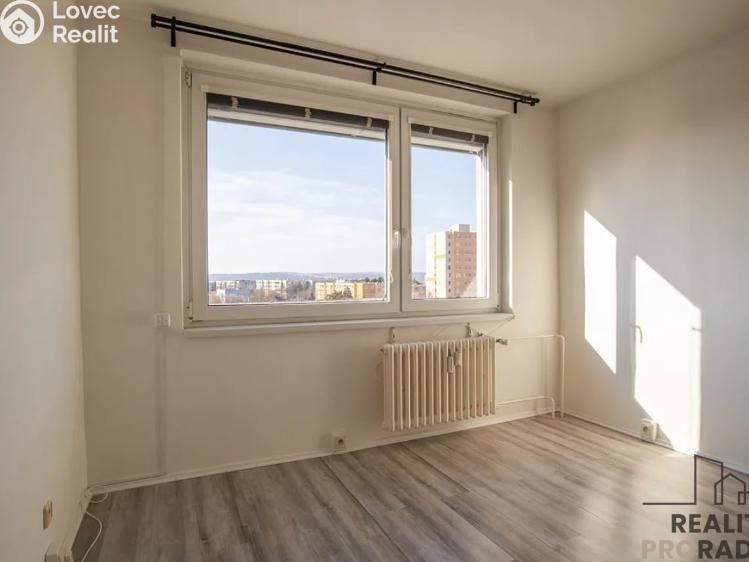 Pronájem bytu 1+KK Praha, Božetická č. 3
