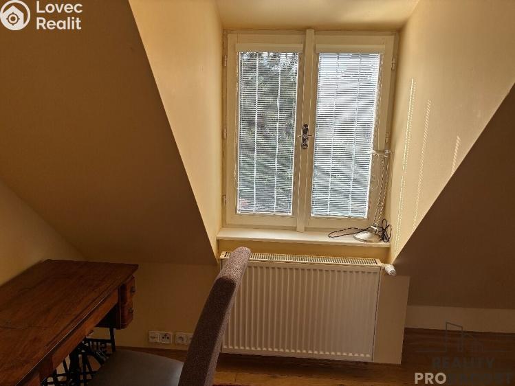 Pronájem bytu 2+KK Praha, Šůrova č. 11
