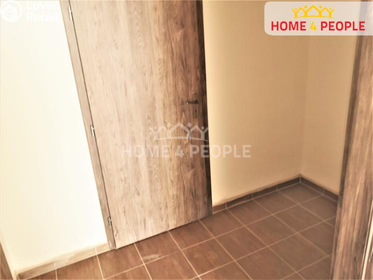 Pronájem bytu 1+KK Chodov, Školní č. 7