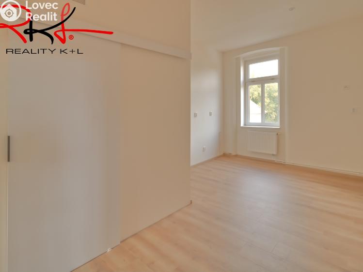 Prodej bytu 3+1 Veltrusy, Komenského č. 6