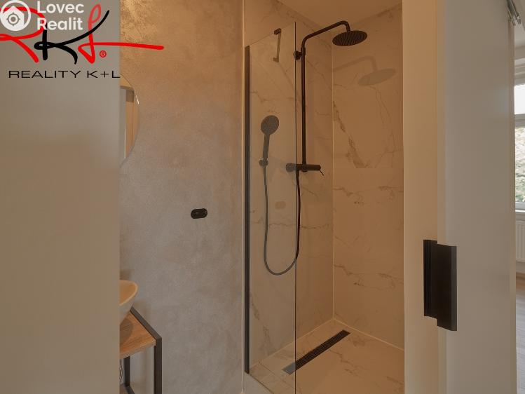 Prodej bytu 3+1 Veltrusy, Komenského č. 14