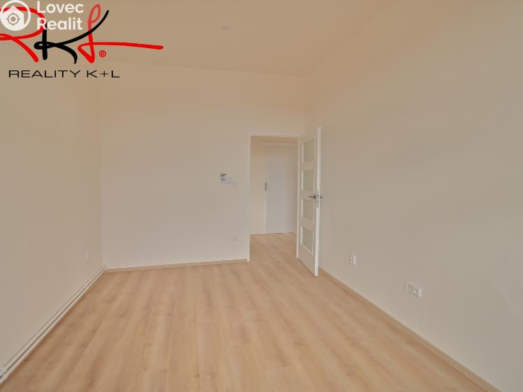 Prodej bytu 3+1 Veltrusy, Komenského č. 20