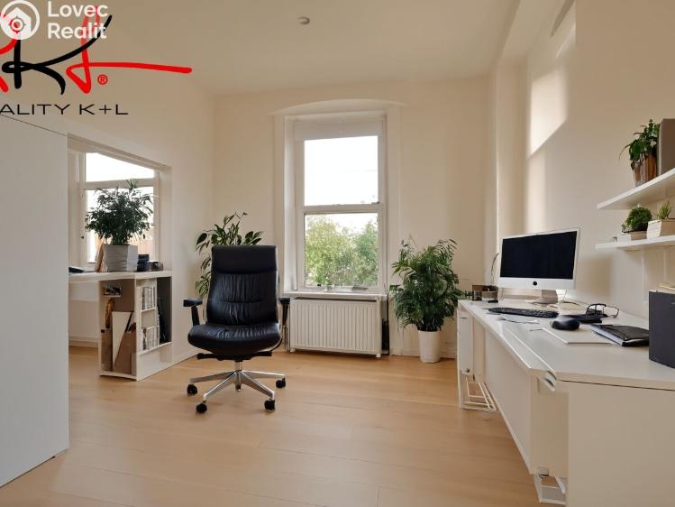 Prodej bytu 3+1 Veltrusy, Komenského č. 9