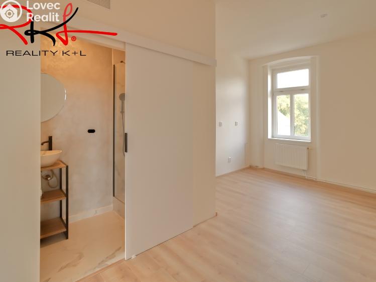 Prodej bytu 3+1 Veltrusy, Komenského č. 13