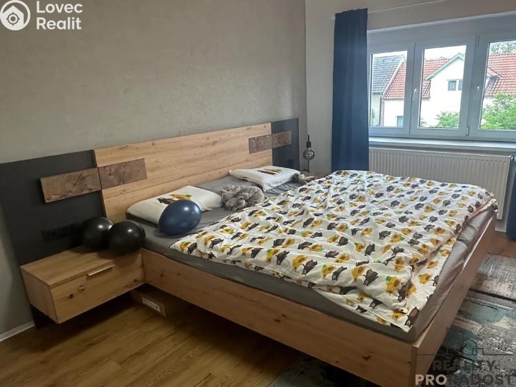 Pronájem rodinného domu Praha, Hornoměcholupská č. 7