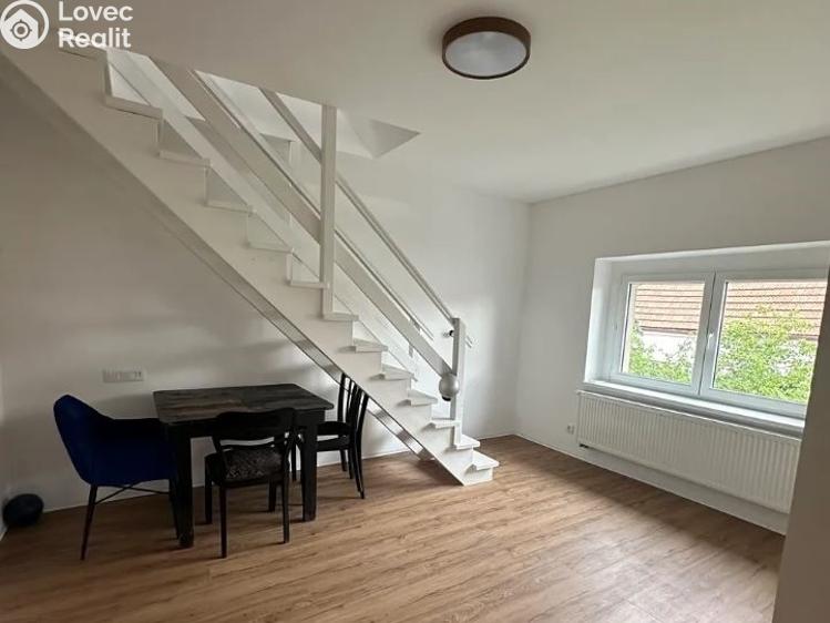 Pronájem rodinného domu Praha, Hornoměcholupská č. 18
