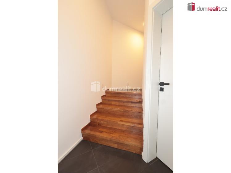 Prodej bytu 3+KK Praha 9, Na pokraji č. 24