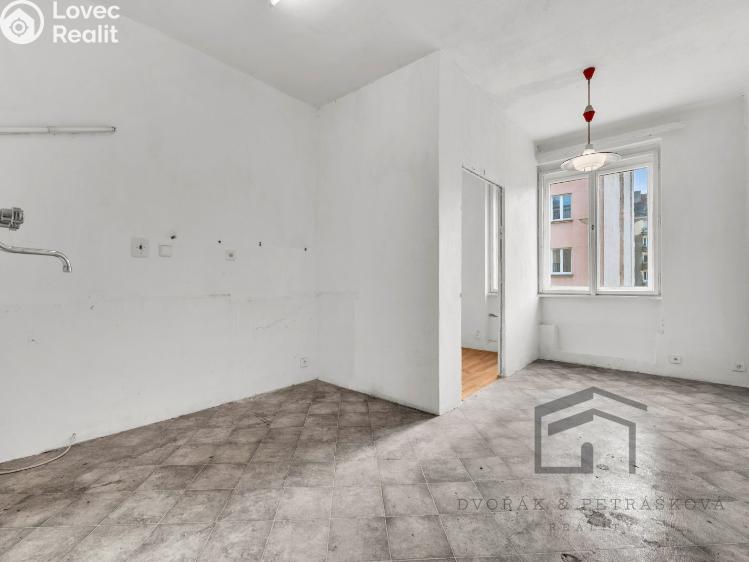 Prodej bytu 1+1 Praha, Družstevní 1378/7 č. 3