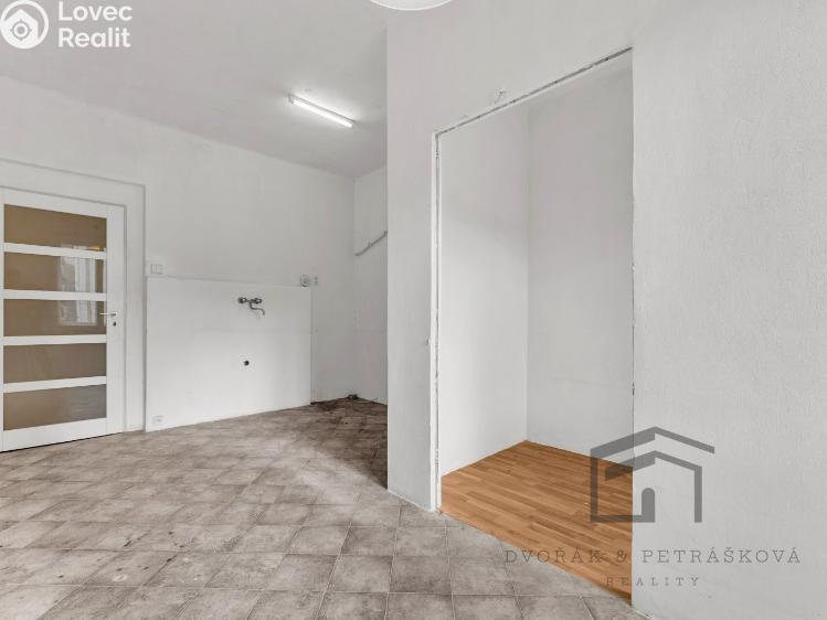 Prodej bytu 1+1 Praha, Družstevní 1378/7 č. 12