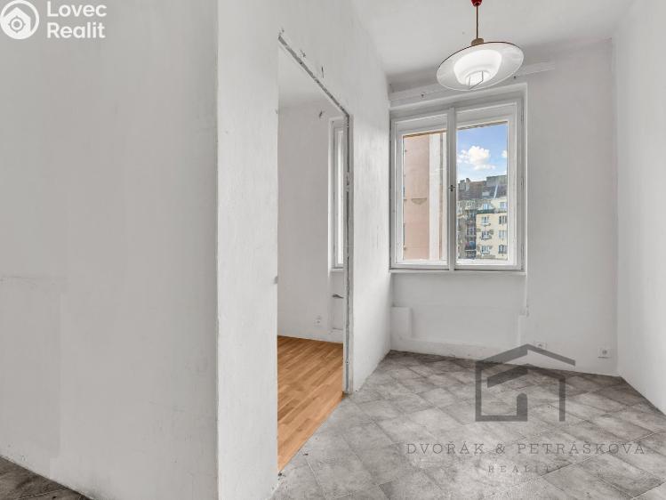 Prodej bytu 1+1 Praha, Družstevní 1378/7 č. 13