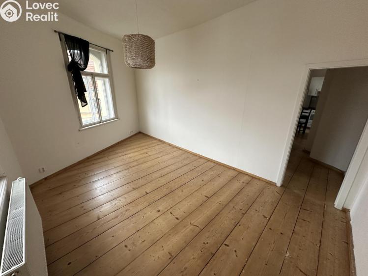 Rent apartment 2+1 Praha, Bořivojova č. 1