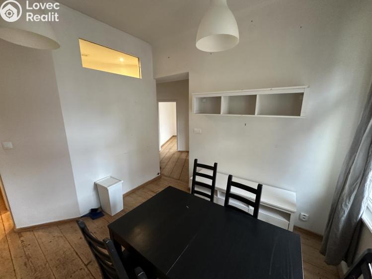 Rent apartment 2+1 Praha, Bořivojova č. 8