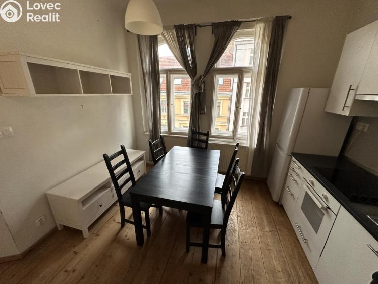 Rent apartment 2+1 Praha, Bořivojova č. 9