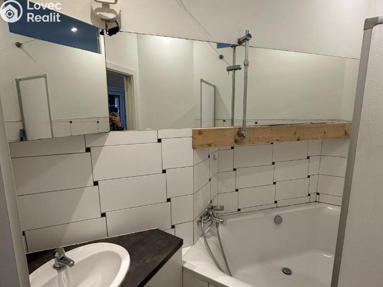 Rent apartment 2+1 Praha, Bořivojova č. 10