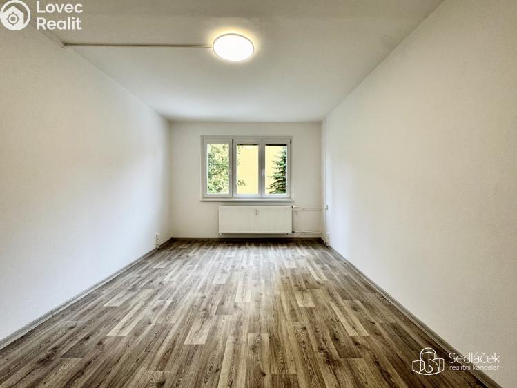 Pronájem bytu 1+1 Karlovy Vary, Krymská č. 7