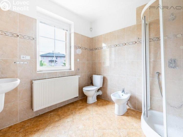 Pronájem rodinného domu Průhonice č. 15