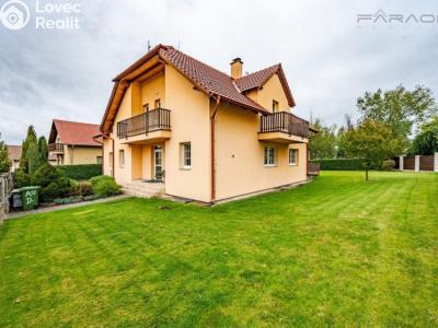 Pronájem rodinného domu Průhonice č. 1