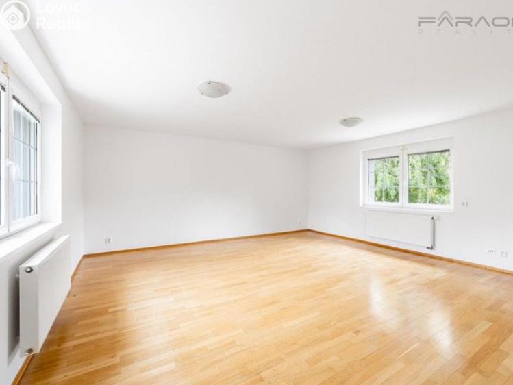 Pronájem rodinného domu Průhonice č. 7