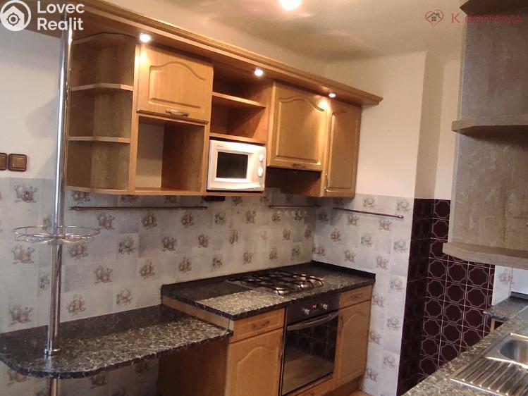 Prodej činžovního domu Radvanice č. 17