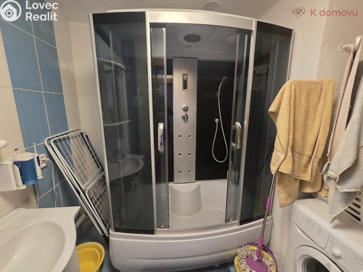 Prodej činžovního domu Radvanice č. 12