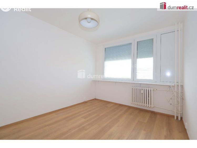 Pronájem bytu 2+KK Praha 12, Pšenčíkova č. 12