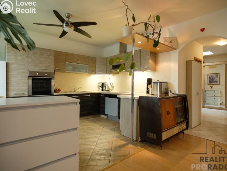 Продажа квартиры 3+KK Olomouc, Schweitzerova č. 10