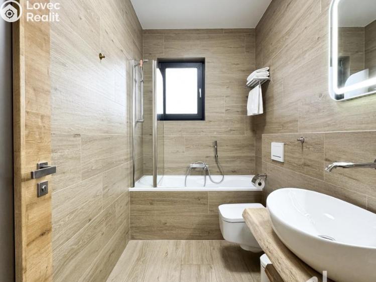 Продаж сімейного будинку Praha, Hubáčkova č. 22