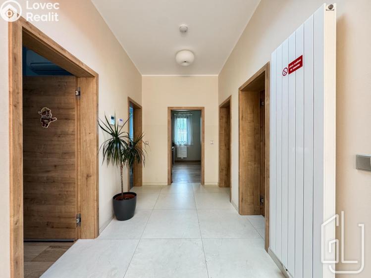 Продаж сімейного будинку Praha, Hubáčkova č. 27