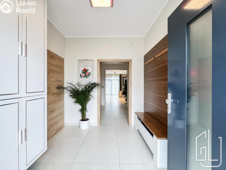 Продаж сімейного будинку Praha, Hubáčkova č. 34