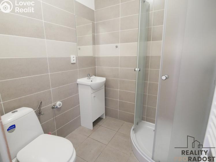 Pronájem bytu 1+KK Hradec Králové, Malé náměstí č. 4