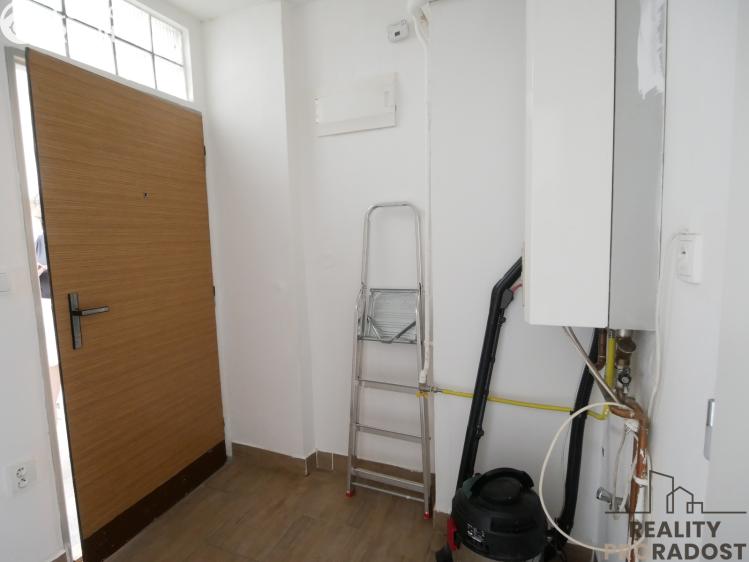 Pronájem bytu 1+KK Hradec Králové, Malé náměstí č. 8