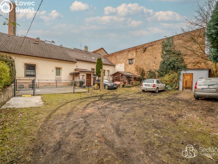 Prodej bytu 3+1 Plzeň, Antonína Uxy č. 26
