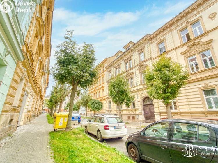 Sale apartment 3+1 Plzeň, Antonína Uxy č. 29