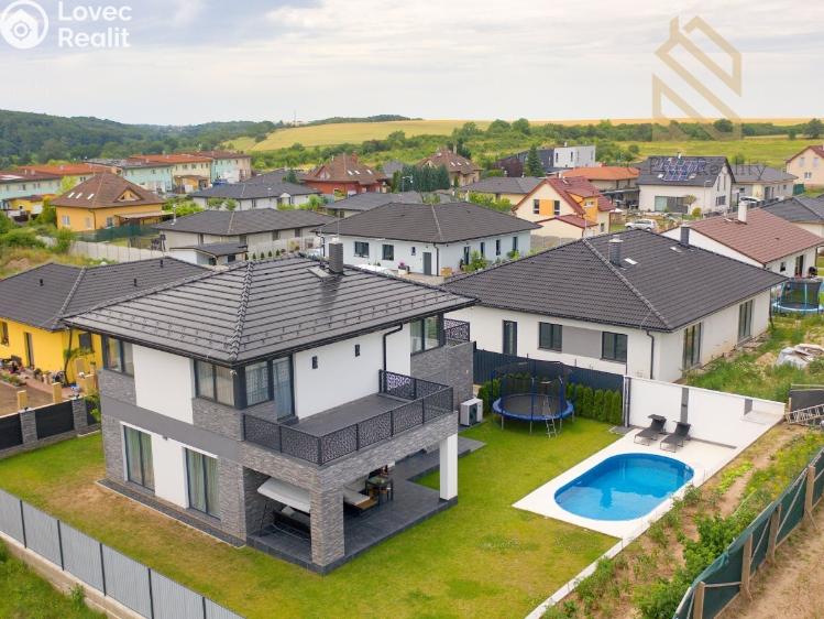 Prodej zemědělské usedlosti Kralupy nad Vltavou č. 35